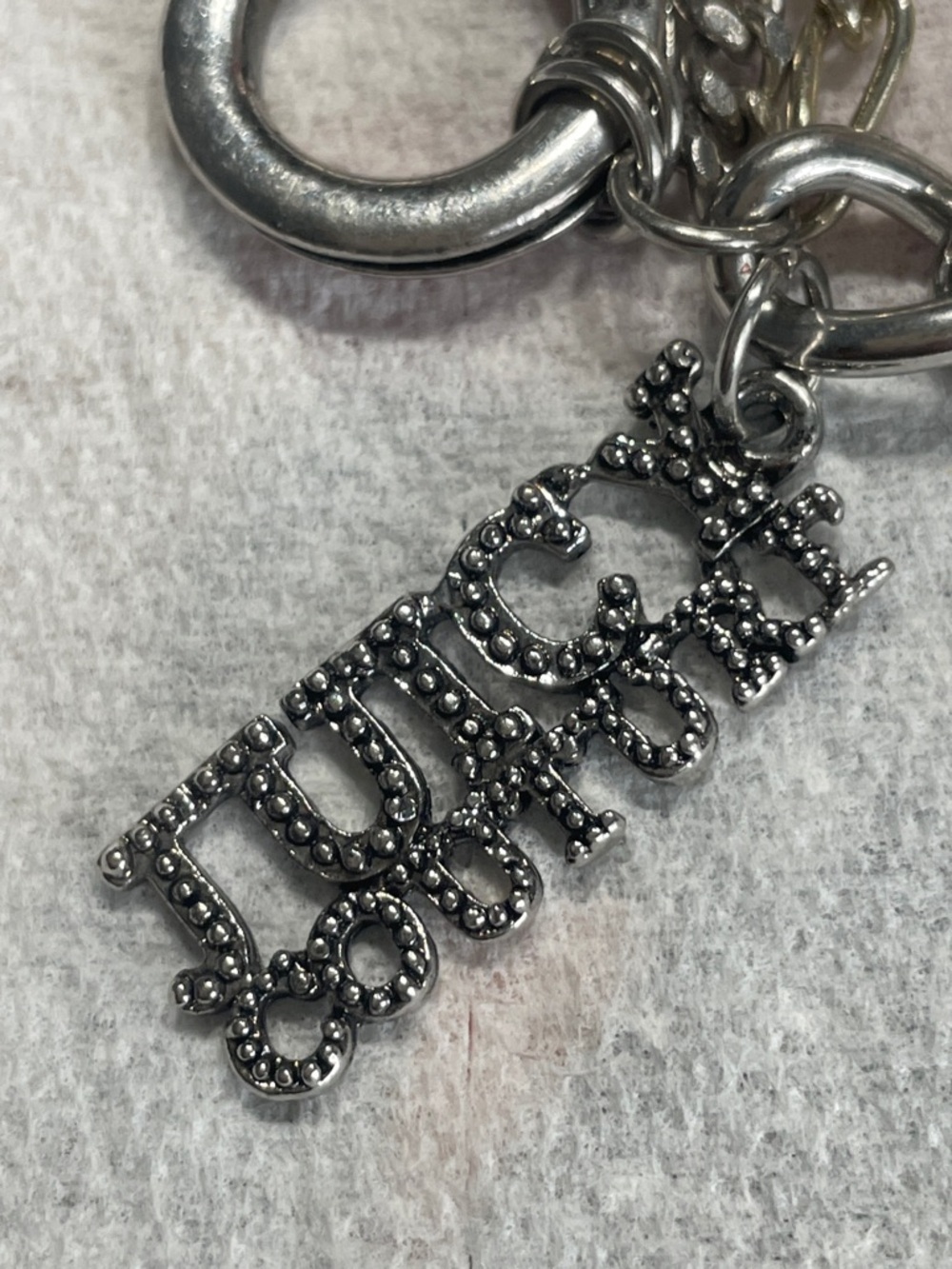 Juicy Couture Rare Bracelet with 'BUY MORE STUFF' Lock Charm - Picture 5 of 7